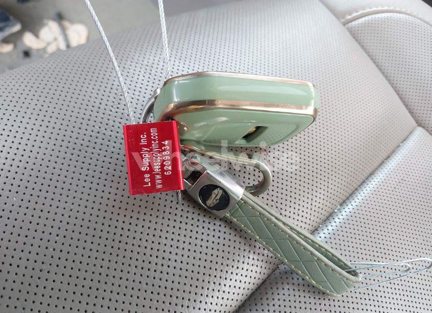 Photo 11 of 2016 Chevrolet Tahoe LTZ (VIN 1GNSKCKC2GR222712)