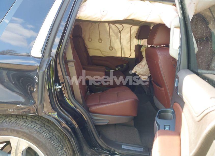 Photo 8 of 2018 Chevrolet Tahoe PREMIER (VIN 1GNSKCKC2JR392141)