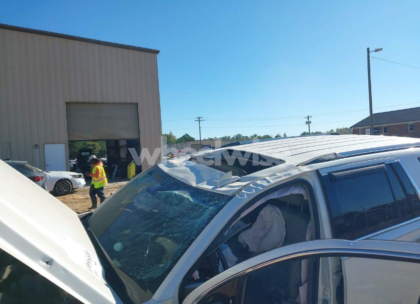 Photo 6 of 2015 Chevrolet Tahoe LTZ (VIN 1GNSKCKC3FR719038)