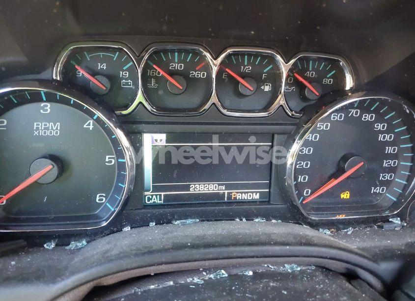 Photo 7 of 2015 Chevrolet Tahoe LTZ (VIN 1GNSKCKC3FR719038)