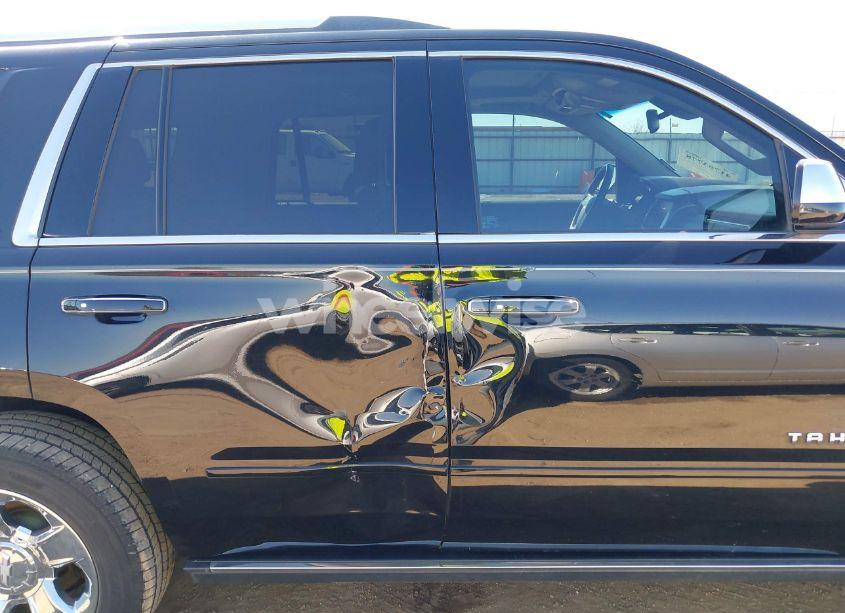 Photo 13 of 2015 Chevrolet Tahoe LTZ (VIN 1GNSKCKC3FR737927)