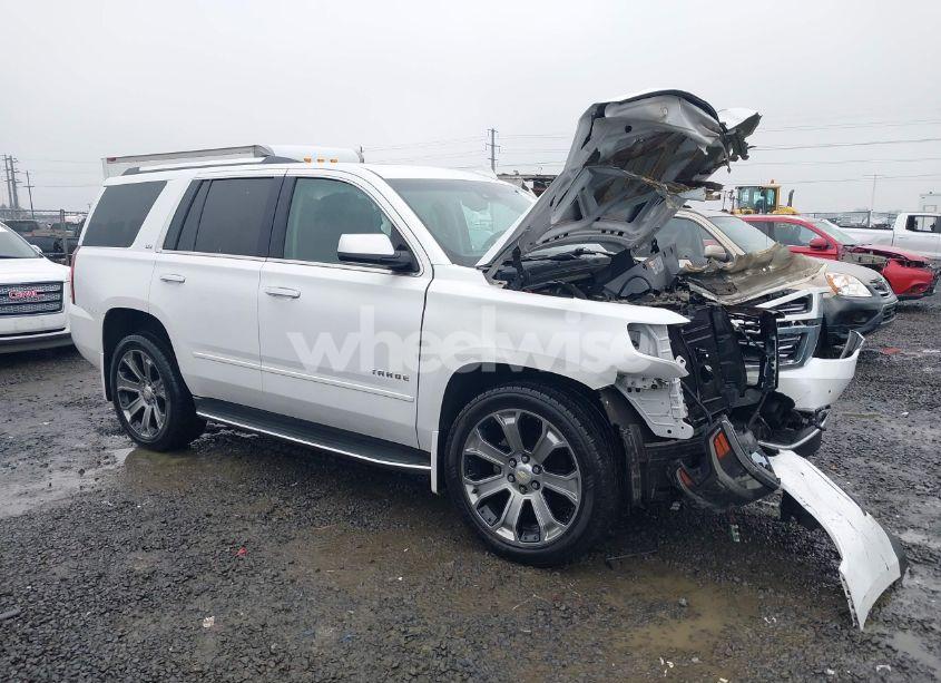 2016 Chevrolet Tahoe LTZ (VIN 1GNSKCKC3GR483038) main photo