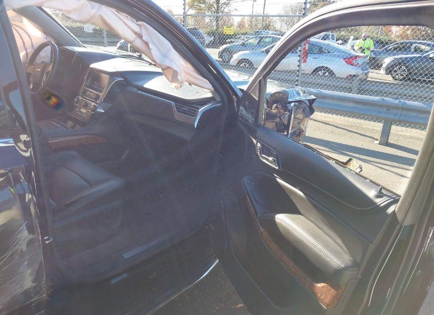 Photo 5 of 2017 Chevrolet Tahoe PREMIER (VIN 1GNSKCKC3HR160190)