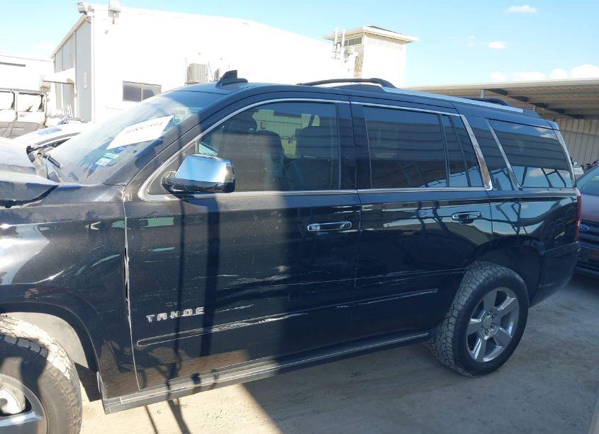 Photo 14 of 2019 Chevrolet Tahoe PREMIER (VIN 1GNSKCKC3KR253797)