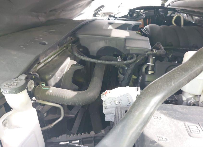 Photo 10 of 2015 Chevrolet Tahoe LTZ (VIN 1GNSKCKC4FR147316)