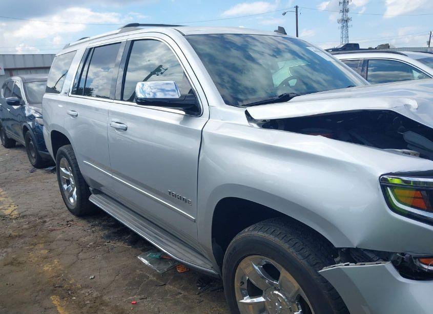 Photo 13 of 2015 Chevrolet Tahoe LTZ (VIN 1GNSKCKC4FR147316)
