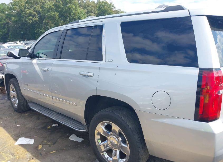 Photo 14 of 2015 Chevrolet Tahoe LTZ (VIN 1GNSKCKC4FR147316)