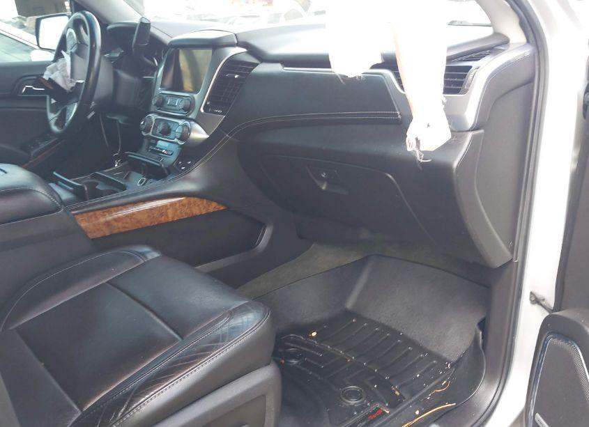 Photo 5 of 2015 Chevrolet Tahoe LTZ (VIN 1GNSKCKC4FR147316)