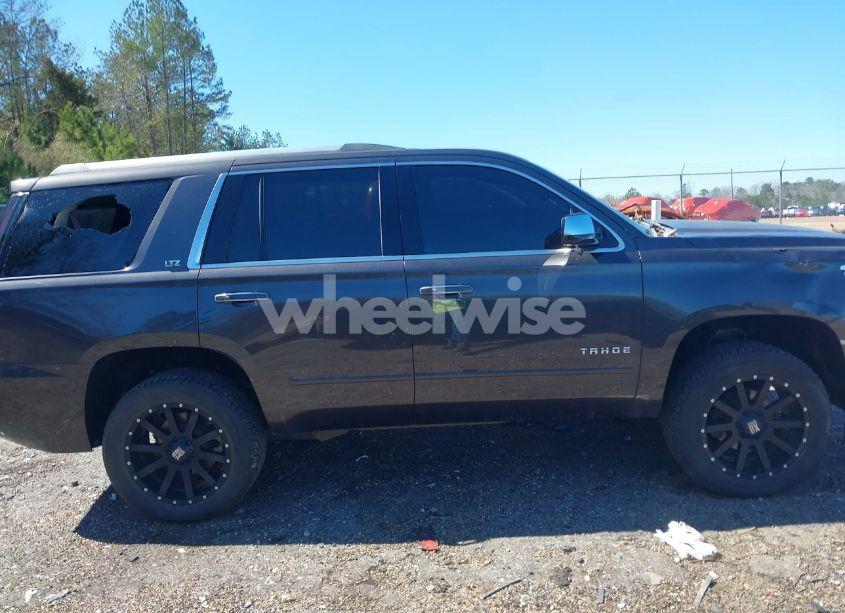 Photo 13 of 2015 Chevrolet Tahoe LTZ (VIN 1GNSKCKC4FR212973)