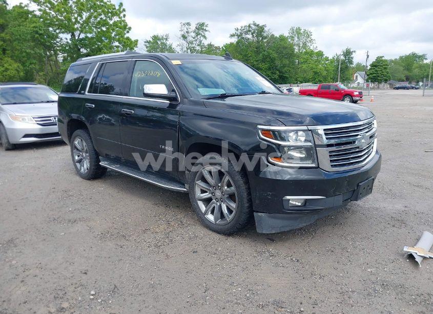 2015 Chevrolet Tahoe LTZ (VIN 1GNSKCKC4FR739217) main photo
