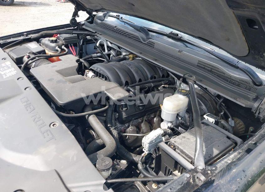 Photo 10 of 2015 Chevrolet Tahoe LTZ (VIN 1GNSKCKC4FR739217)