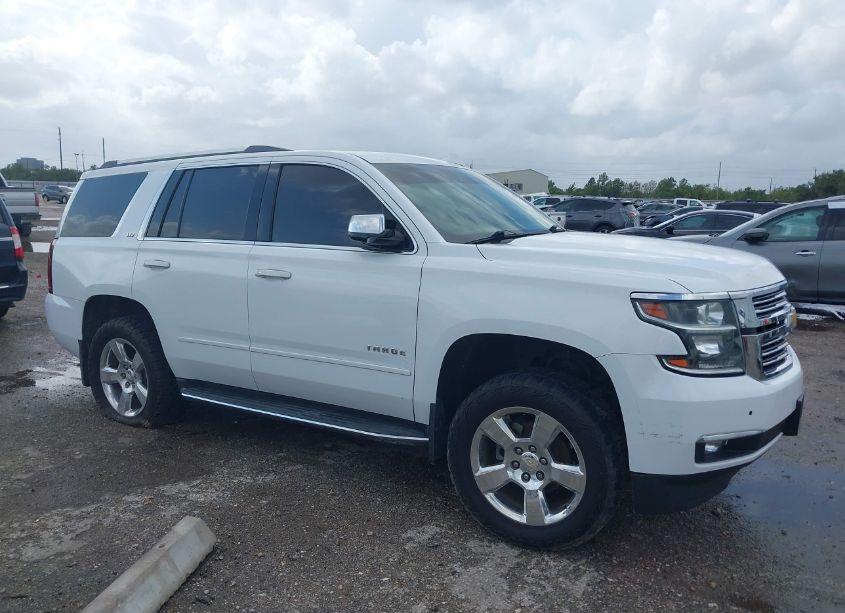 Photo 13 of 2016 Chevrolet Tahoe LTZ (VIN 1GNSKCKC4GR391579)