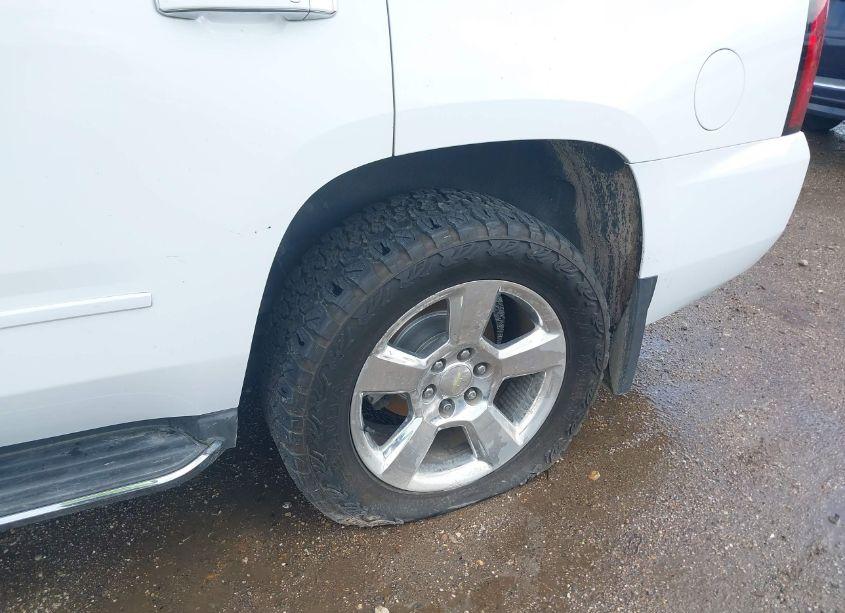 Photo 17 of 2016 Chevrolet Tahoe LTZ (VIN 1GNSKCKC4GR391579)