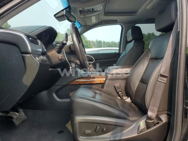 Photo 3 of 2020 CHEVROLET TAHOE K1500 PREMIER (VIN 1GNSKCKC4LR131225)