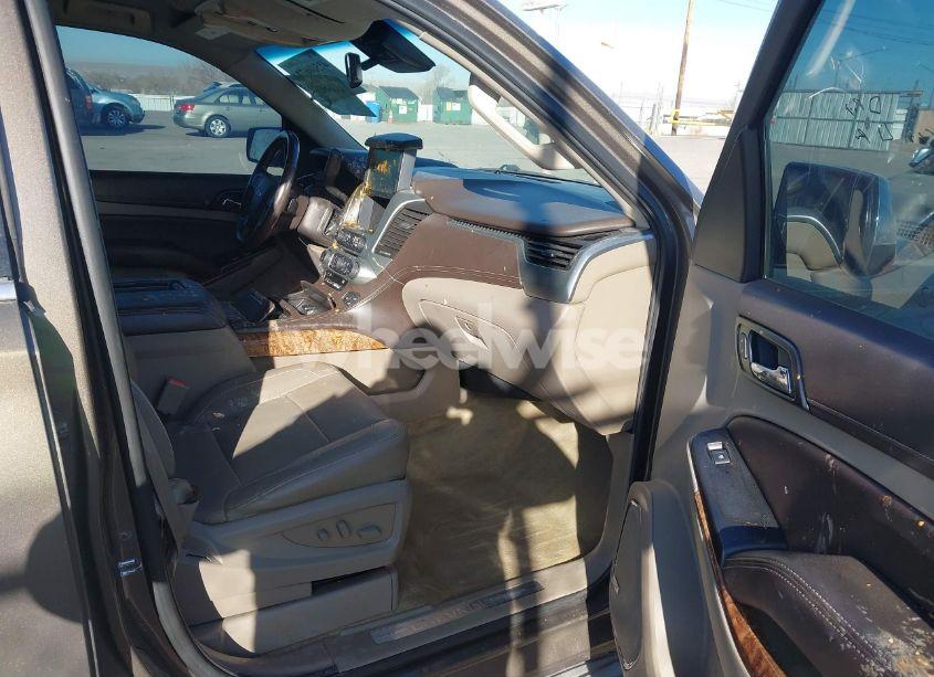 Photo 5 of 2015 Chevrolet Tahoe LTZ (VIN 1GNSKCKC5FR542430)