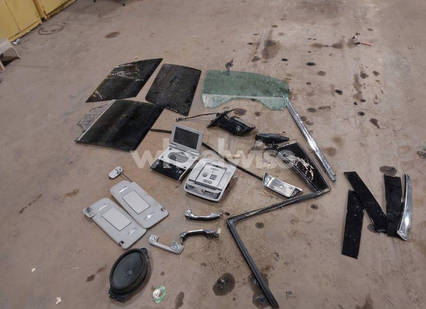 Photo 12 of 2015 Chevrolet Tahoe LTZ (VIN 1GNSKCKC5FR687872)