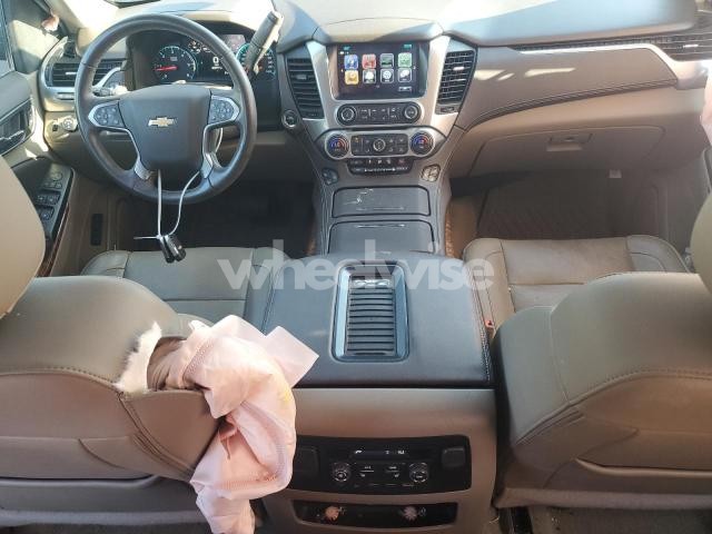 Photo 9 of 2019 CHEVROLET TAHOE K1500 PREMIER (VIN 1GNSKCKC5KR119874)
