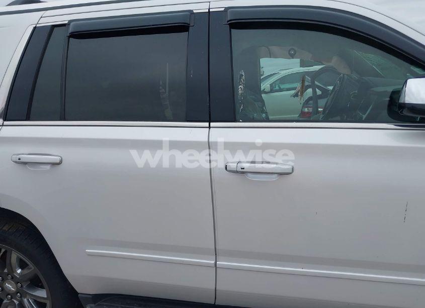 Photo 14 of 2019 Chevrolet Tahoe PREMIER (VIN 1GNSKCKC5KR247239)