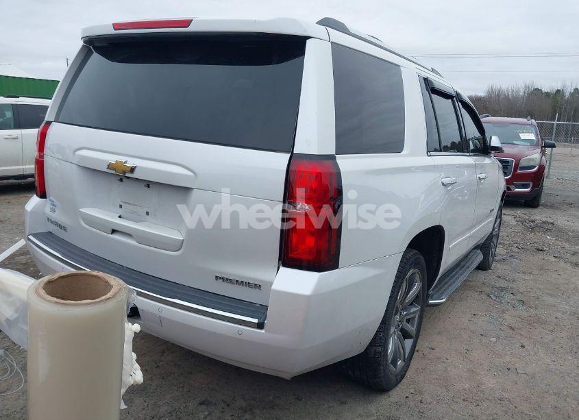 Photo 4 of 2019 Chevrolet Tahoe PREMIER (VIN 1GNSKCKC5KR247239)