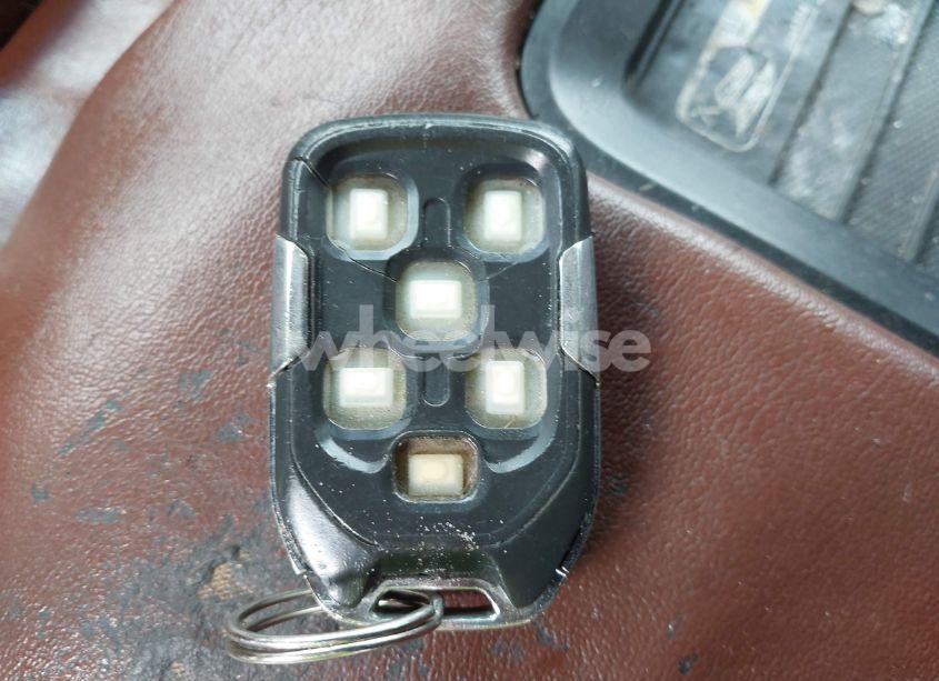 Photo 11 of 2016 Chevrolet Tahoe LTZ (VIN 1GNSKCKC6GR289779)