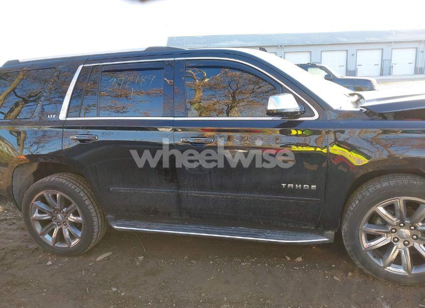 Photo 13 of 2016 Chevrolet Tahoe LTZ (VIN 1GNSKCKC6GR372189)