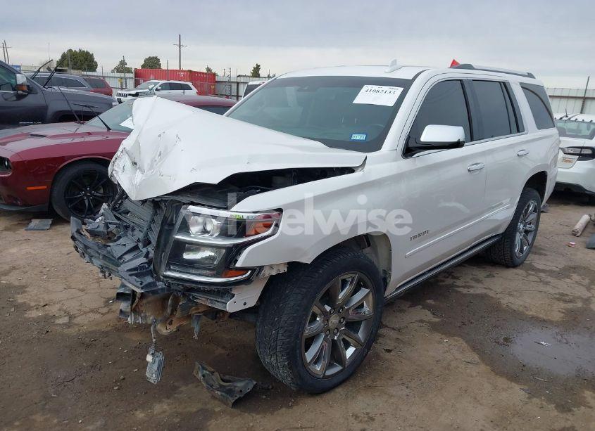 Photo 2 of 2018 Chevrolet Tahoe PREMIER (VIN 1GNSKCKC6JR136925)