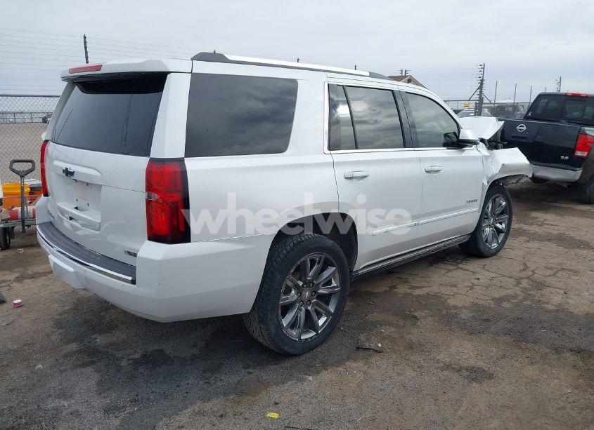 Photo 4 of 2018 Chevrolet Tahoe PREMIER (VIN 1GNSKCKC6JR136925)