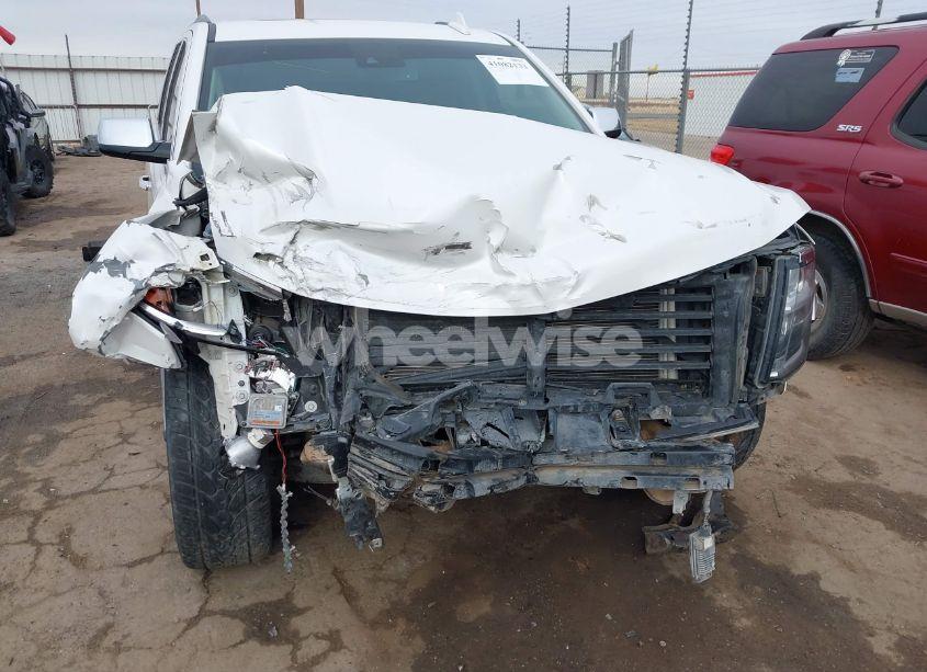 Photo 6 of 2018 Chevrolet Tahoe PREMIER (VIN 1GNSKCKC6JR136925)