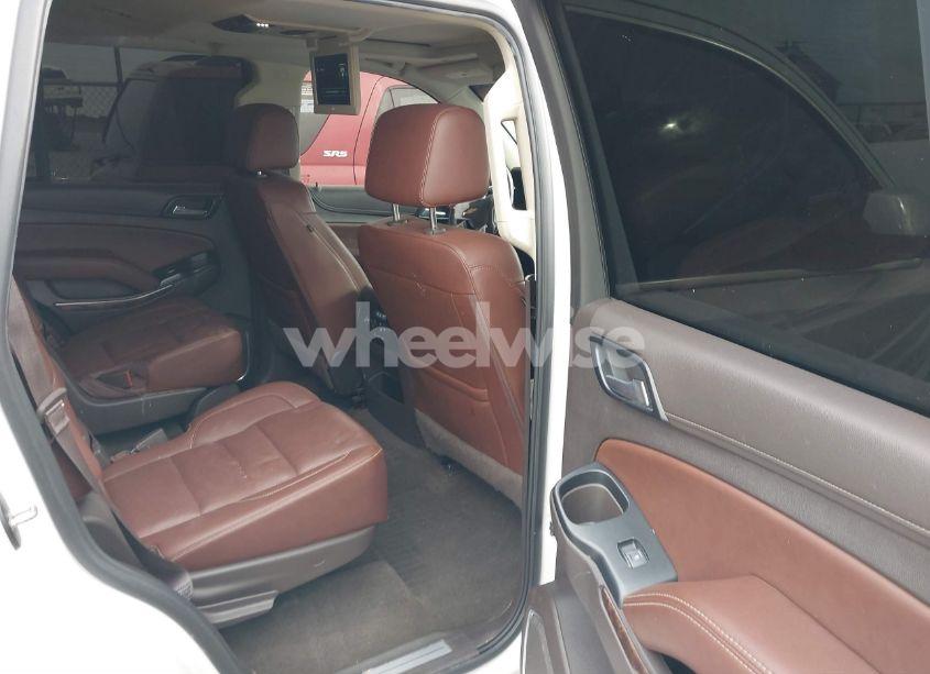 Photo 8 of 2018 Chevrolet Tahoe PREMIER (VIN 1GNSKCKC6JR136925)