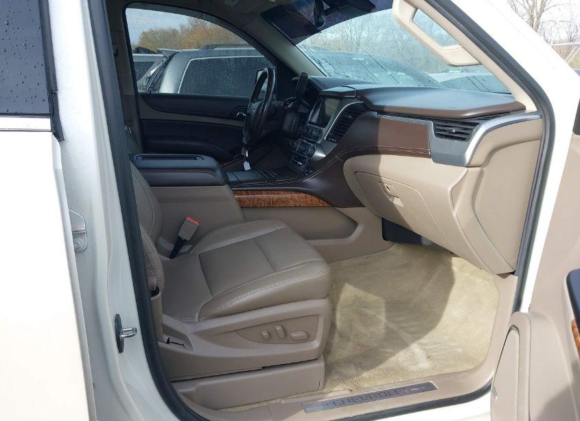 Photo 5 of 2015 Chevrolet Tahoe LTZ (VIN 1GNSKCKC7FR115329)