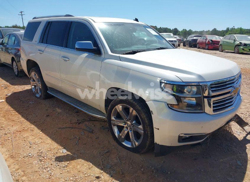 2015 Chevrolet Tahoe LTZ (VIN 1GNSKCKC7FR115444) main photo