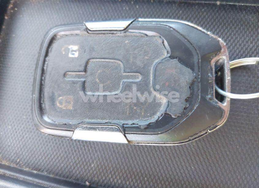 Photo 11 of 2015 Chevrolet Tahoe LTZ (VIN 1GNSKCKC7FR115444)