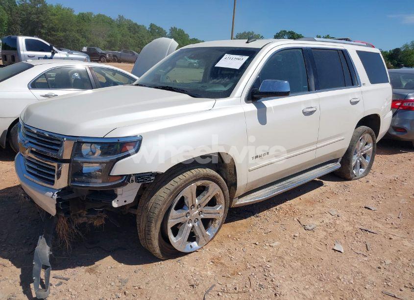 Photo 2 of 2015 Chevrolet Tahoe LTZ (VIN 1GNSKCKC7FR115444)
