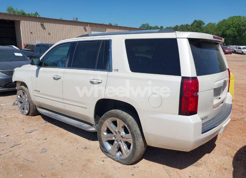 Photo 3 of 2015 Chevrolet Tahoe LTZ (VIN 1GNSKCKC7FR115444)