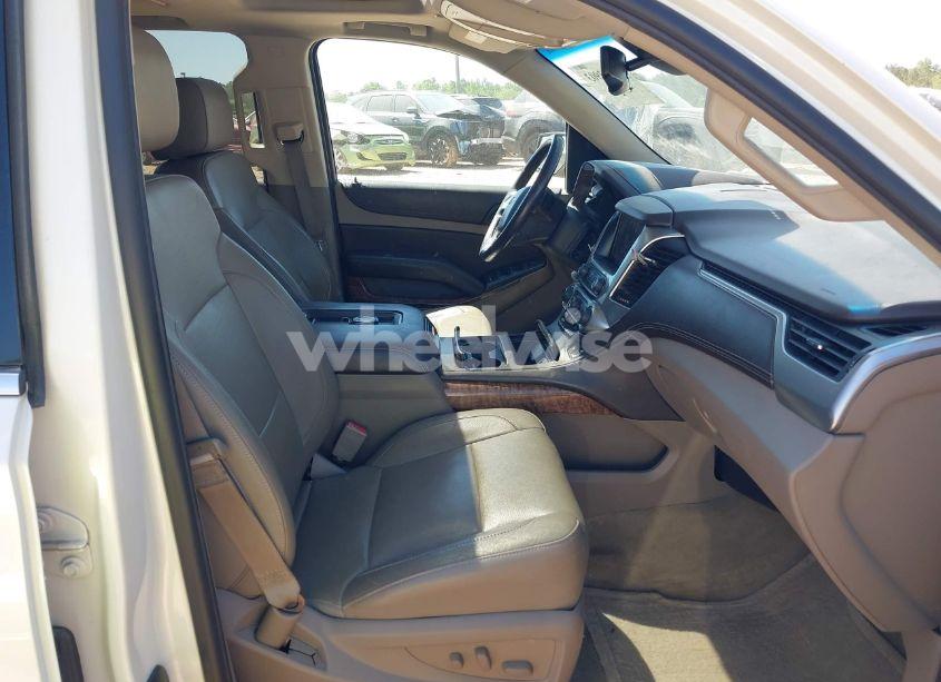 Photo 5 of 2015 Chevrolet Tahoe LTZ (VIN 1GNSKCKC7FR115444)