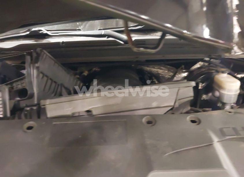 Photo 10 of 2015 Chevrolet Tahoe LTZ (VIN 1GNSKCKC8FR236645)