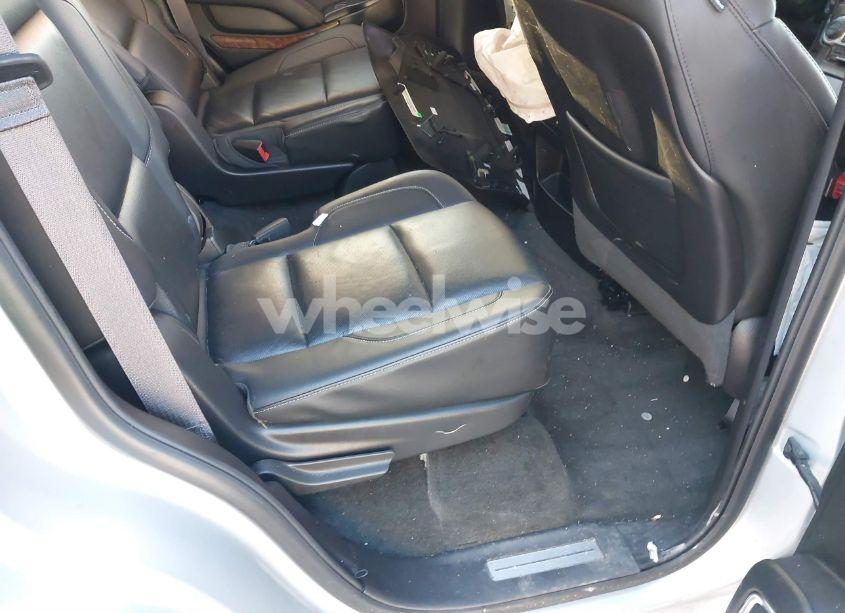 Photo 8 of 2015 Chevrolet Tahoe LTZ (VIN 1GNSKCKC9FR110617)