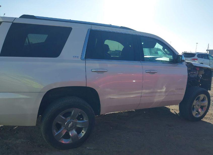 Photo 14 of 2015 Chevrolet Tahoe LTZ (VIN 1GNSKCKC9FR114232)