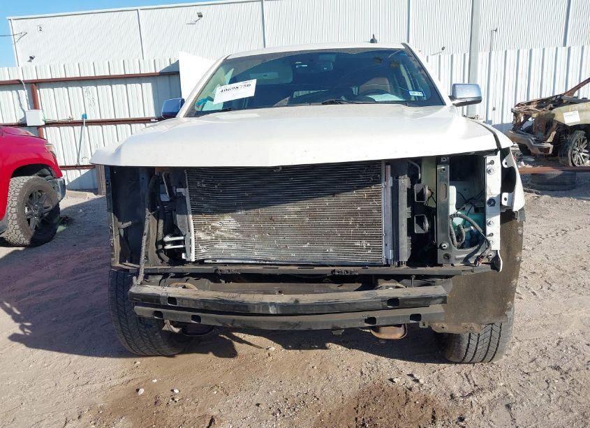 Photo 6 of 2015 Chevrolet Tahoe LTZ (VIN 1GNSKCKC9FR114232)