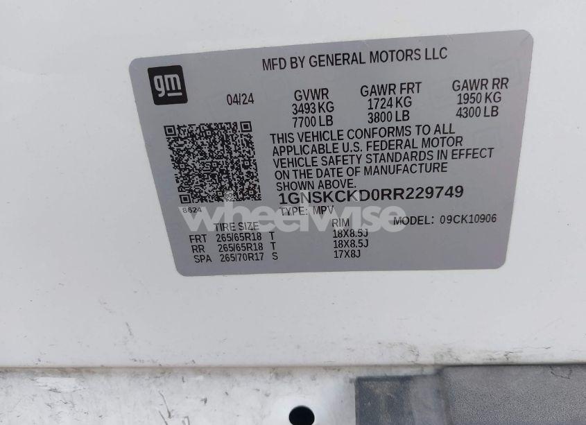 Photo 9 of 2024 Chevrolet Suburban 4WD LT (VIN 1GNSKCKD0RR229749)