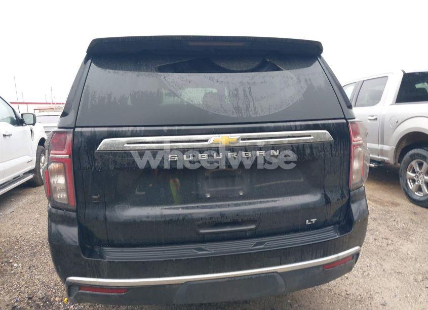 Photo 16 of 2022 Chevrolet Suburban 4WD LT (VIN 1GNSKCKD1NR161813)