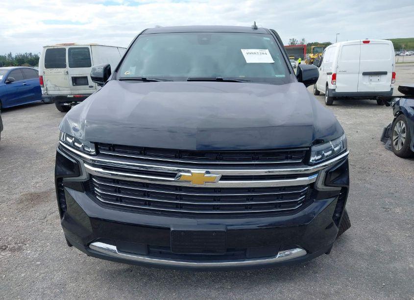 Photo 12 of 2021 Chevrolet Suburban 4WD LT (VIN 1GNSKCKD2MR261997)