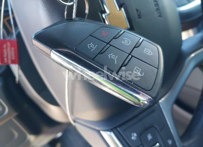 Photo 11 of 2021 Chevrolet Suburban 4WD LT (VIN 1GNSKCKD3MR367777)