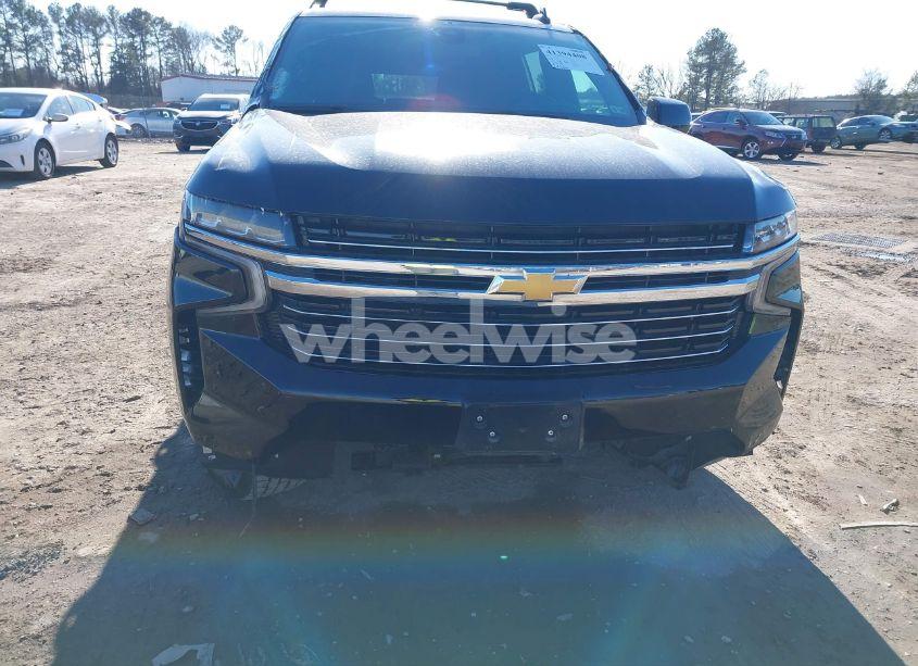 Photo 12 of 2021 Chevrolet Suburban 4WD LT (VIN 1GNSKCKD3MR367777)
