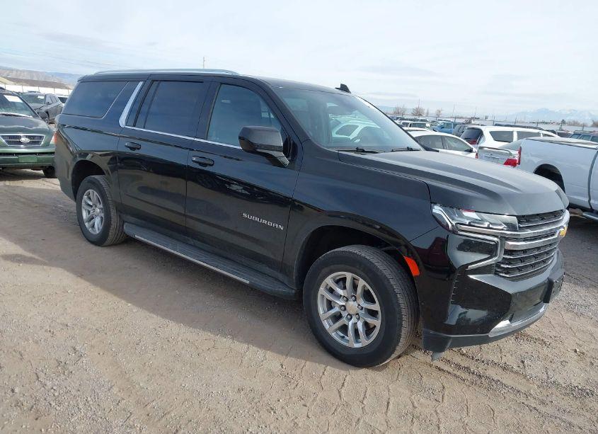 2024 Chevrolet Suburban 4WD LT (VIN 1GNSKCKD3RR210676) main photo