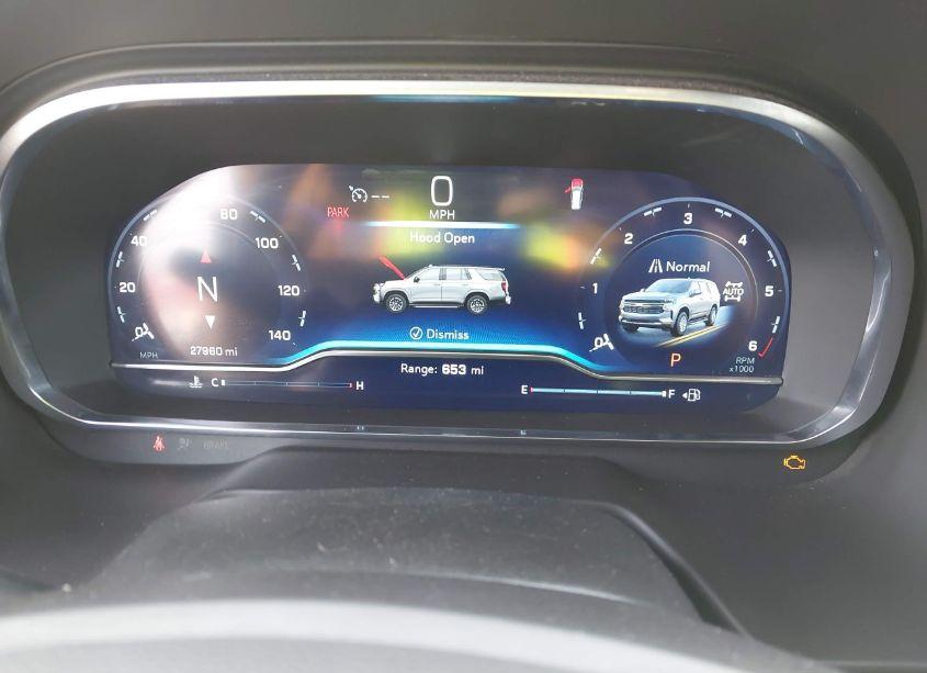 Photo 7 of 2024 Chevrolet Suburban 4WD LT (VIN 1GNSKCKD3RR210676)