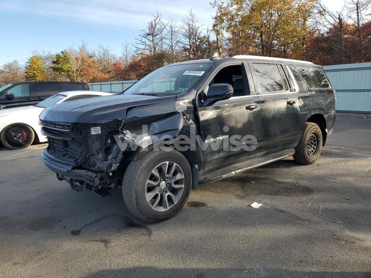 2022 CHEVROLET SUBURBAN K1500 LT (VIN 1GNSKCKD4NR230705) main photo