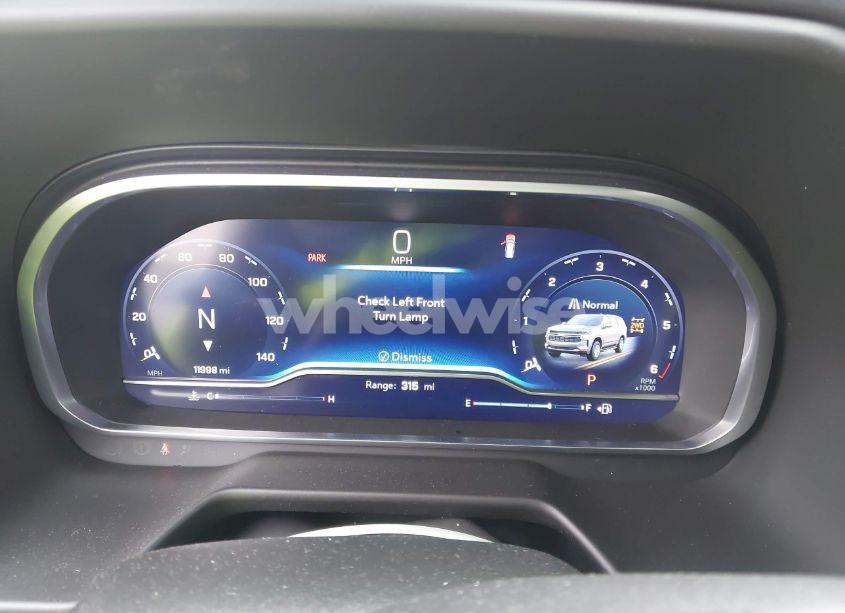 Photo 7 of 2024 Chevrolet Suburban 4WD LT (VIN 1GNSKCKD4RR217863)