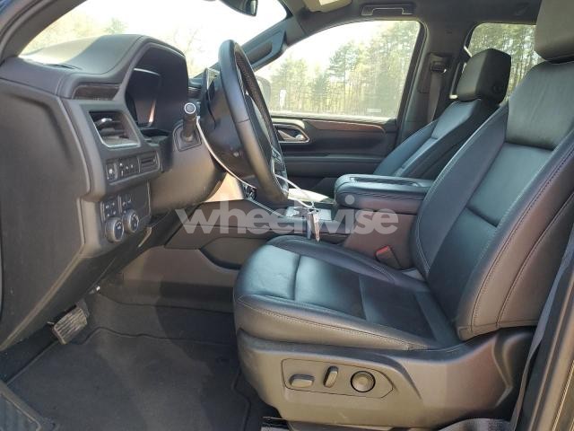 Photo 11 of 2024 CHEVROLET SUBURBAN K1500 LT (VIN 1GNSKCKD4RR247686)