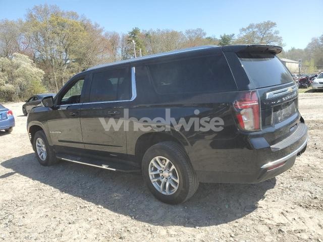 Photo 6 of 2024 CHEVROLET SUBURBAN K1500 LT (VIN 1GNSKCKD4RR247686)